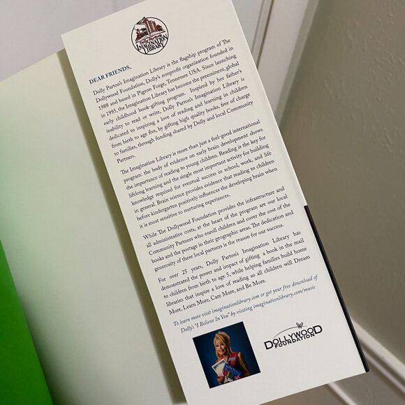 How To Say Hello To A Worm - Paperback Book - MUST BE BUNDLED - Picture 3 of 4